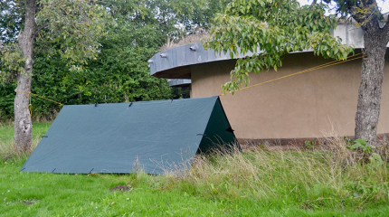 Tarp opsat ved Skibhusgården