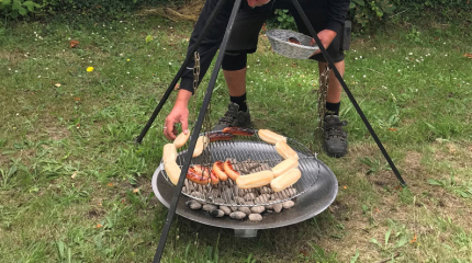 Bålstativ med grillrist